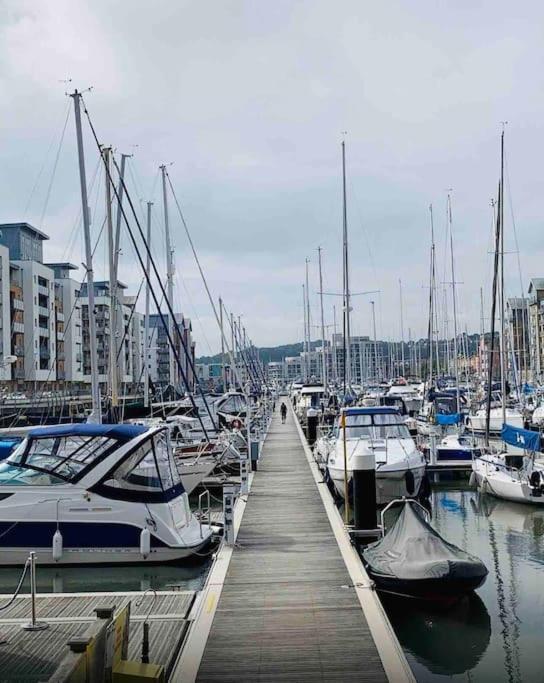 Cosy Apartment At The Marina Portishead Dış mekan fotoğraf